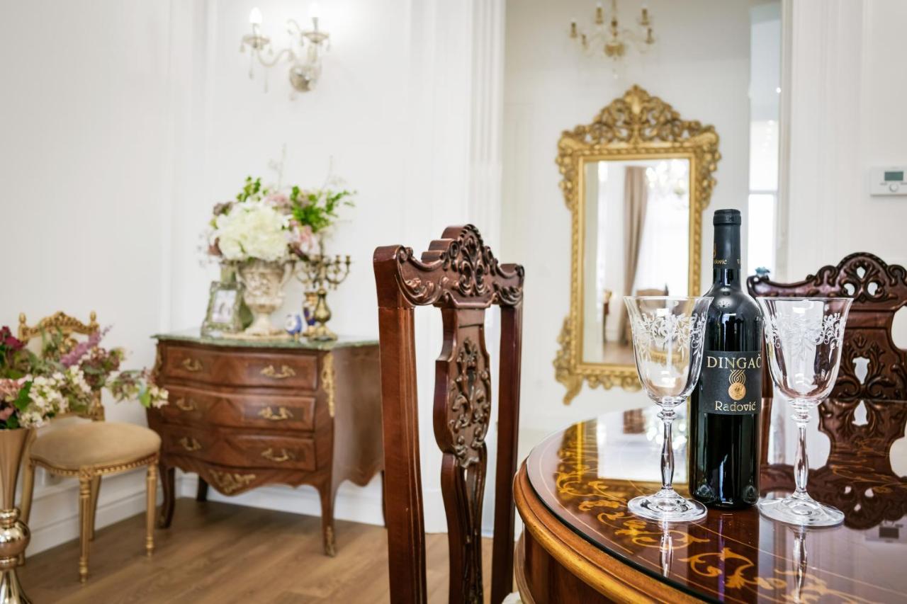 Luxury Class Apartment - 1St Floor, Large Apartment, Downtown, Newly Renovated, Fast Wifi, 4X Air Conditioning ซาเกร็บ ภายนอก รูปภาพ